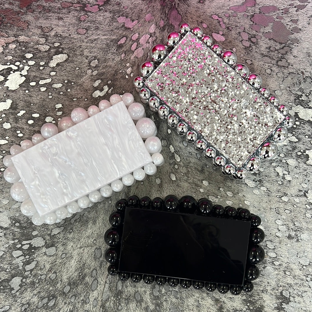 Daphne Clutch