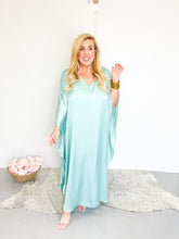 Load image into Gallery viewer, Dressed To Impress Caftan Maxi Dress