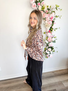 Leopard Balloon Sleeve Top