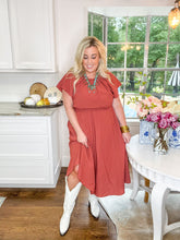 Load image into Gallery viewer, Fallin&#39; For You Maxi Dress