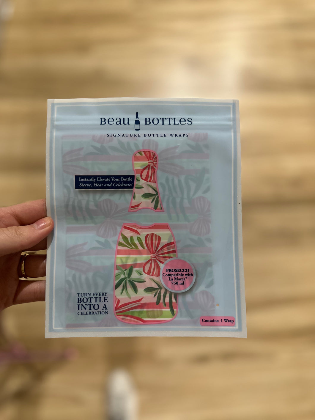 Beau Bottles Wrap - Bows of Joy
