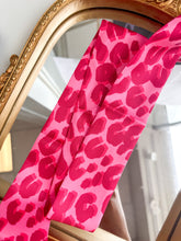 Load image into Gallery viewer, Scarf Necklace