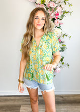 Load image into Gallery viewer, Lemon Meadows Top