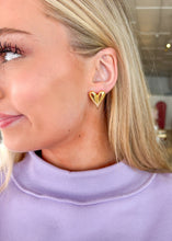 Load image into Gallery viewer, Big Heart Tear Stud - Sheality