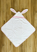 Load image into Gallery viewer, Bunny Hooded Towel - Pink - Sheality