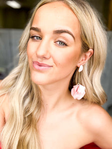 Dress It Up Earrings - Light Pink