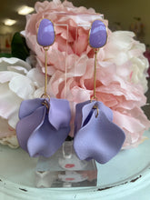 Load image into Gallery viewer, Dress It Up Earrings - Lavender