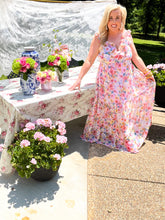 Load image into Gallery viewer, Buffy Estate Maxi Dress