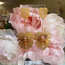Load image into Gallery viewer, Double Palm Earrings