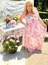 Load image into Gallery viewer, Buffy Estate Maxi Dress