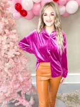 Load image into Gallery viewer, Catching Your Attention Leather Pants