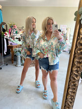 Load image into Gallery viewer, High Rise Distressed Denim Shorts