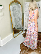 Load image into Gallery viewer, Buffy Estate Maxi Dress