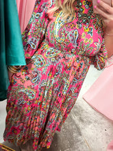 Load image into Gallery viewer, Pretty In Print Maxi Dress